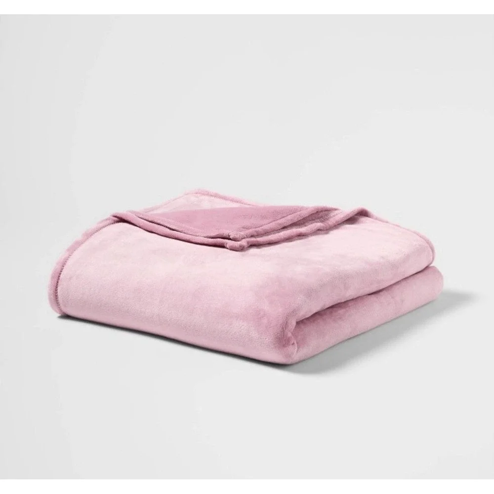 Twin/Twin XL Plush Blanket Blush Pink - Room Essentials